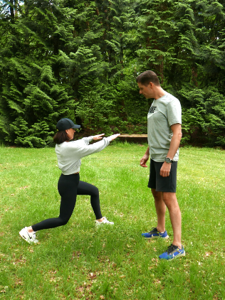 P1060427_def_pt Lunge