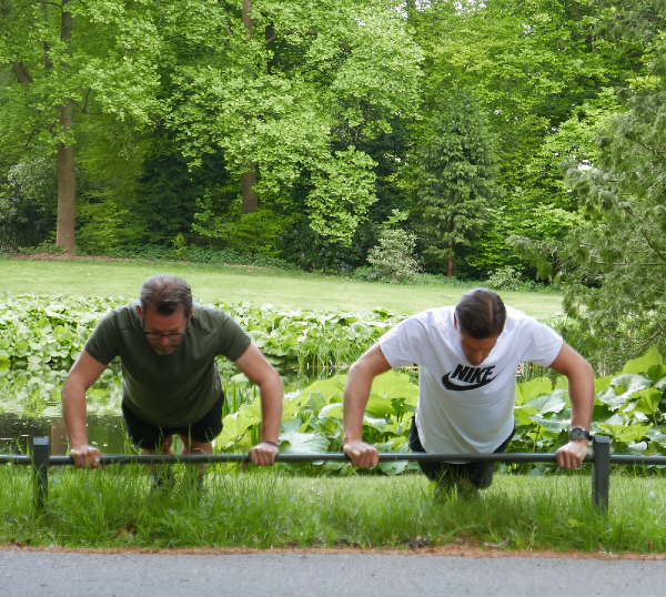 P1060496_def_pt push up men